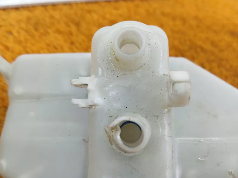 Бачок расширительный