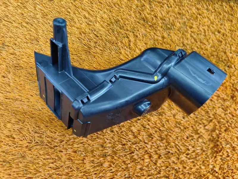 Воздуховод отопителя