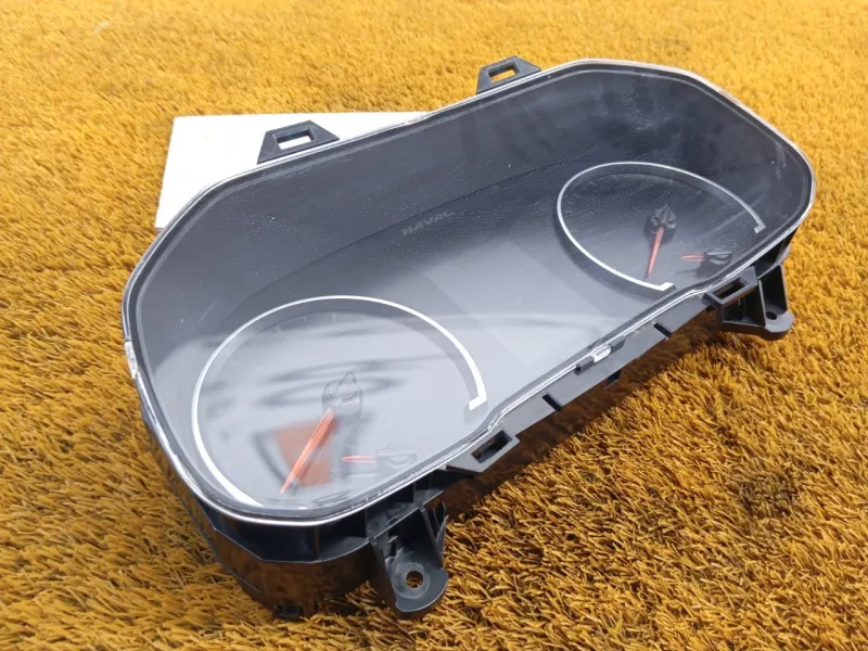 Панель приборов