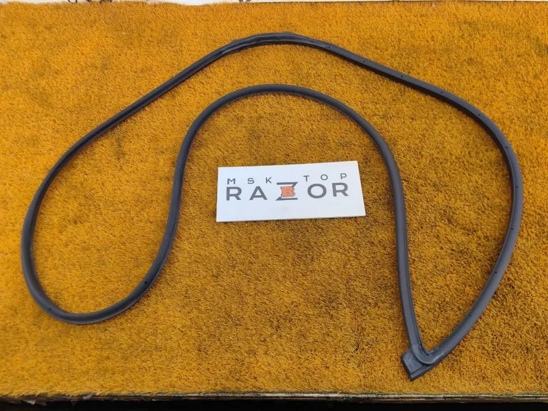 Уплотнитель двери