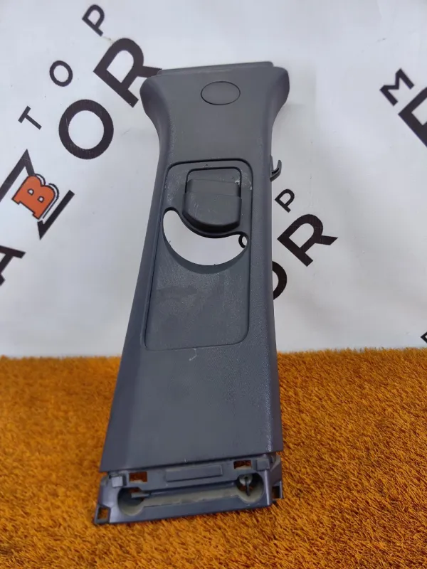 Обшивка стойки