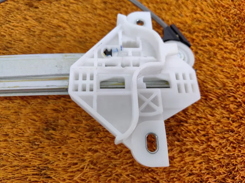 Стеклоподъемник