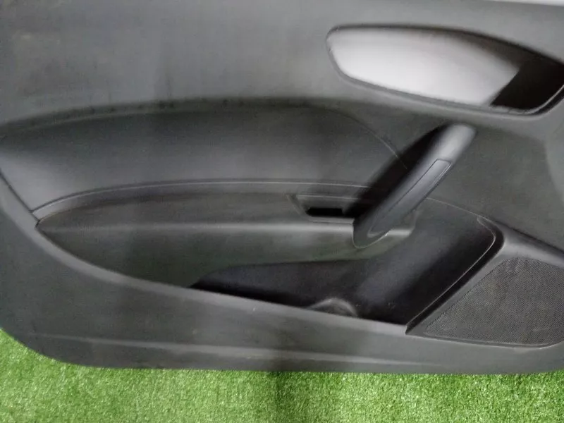 Обшивка двери