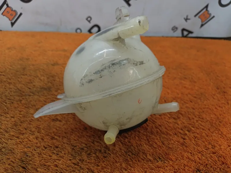 Бачок расширительный