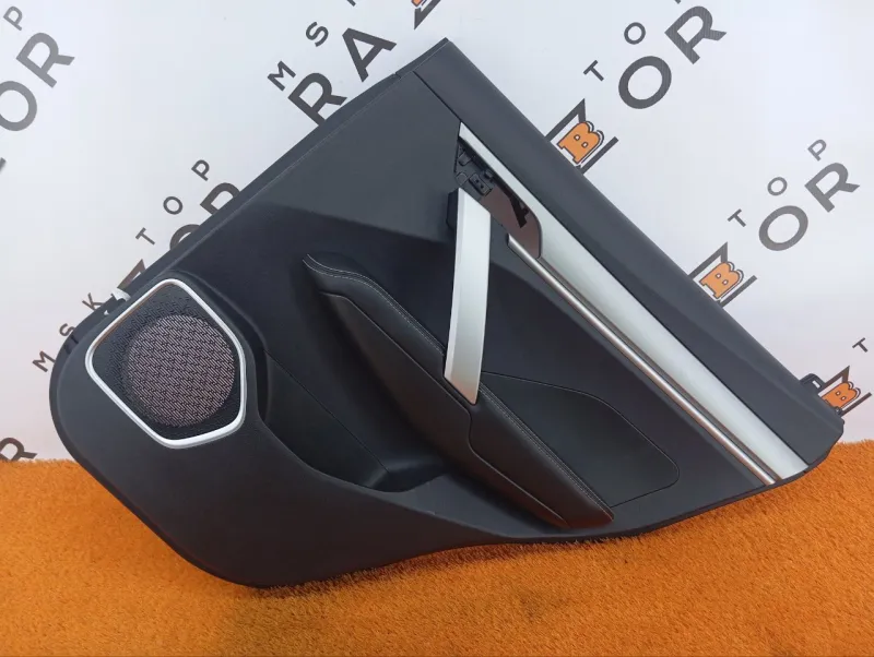 Обшивка двери