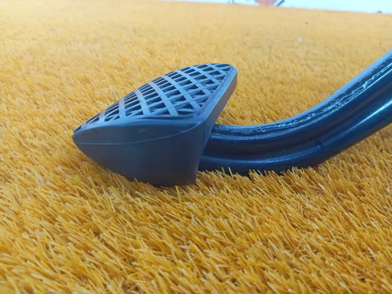 Педаль тормоза