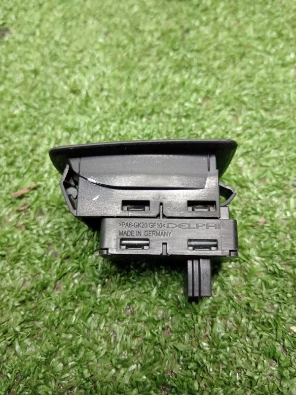 Кнопка стеклоподъемника