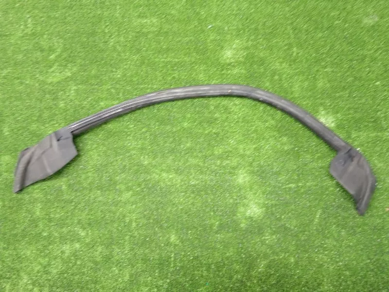 Уплотнитель стекла двери