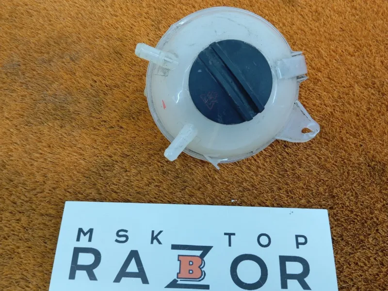 Бачок расширительный