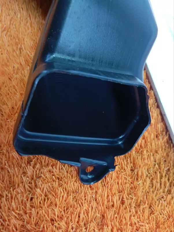 Воздуховод отопителя