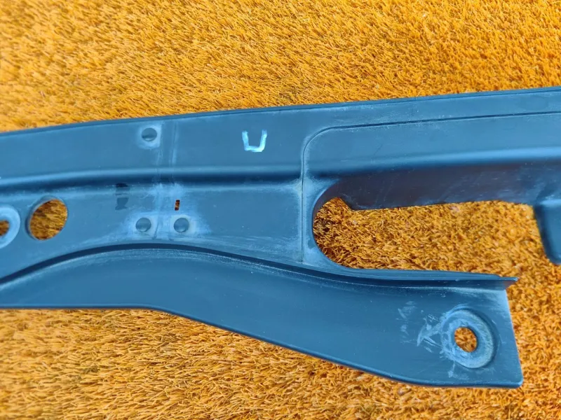 Накладка крыла