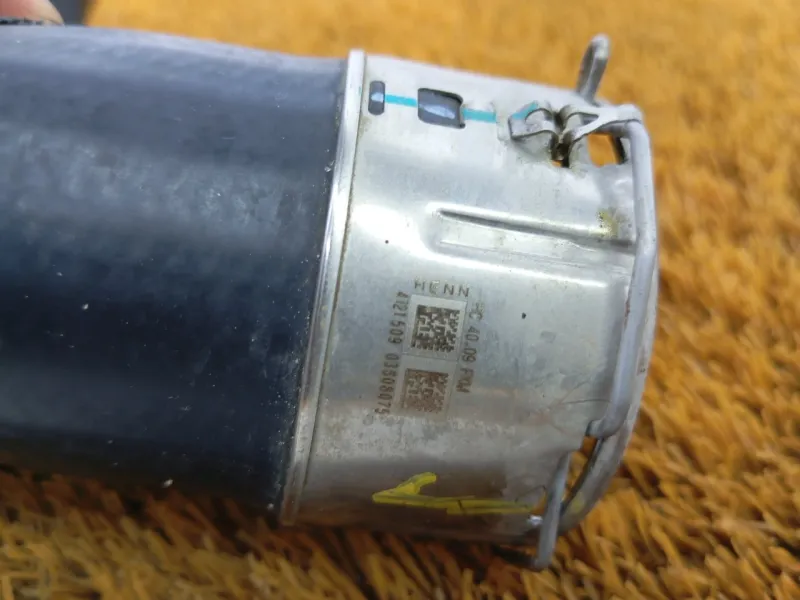 Патрубок интеркулера