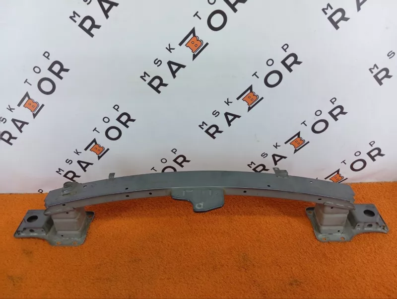 Усилитель бампера