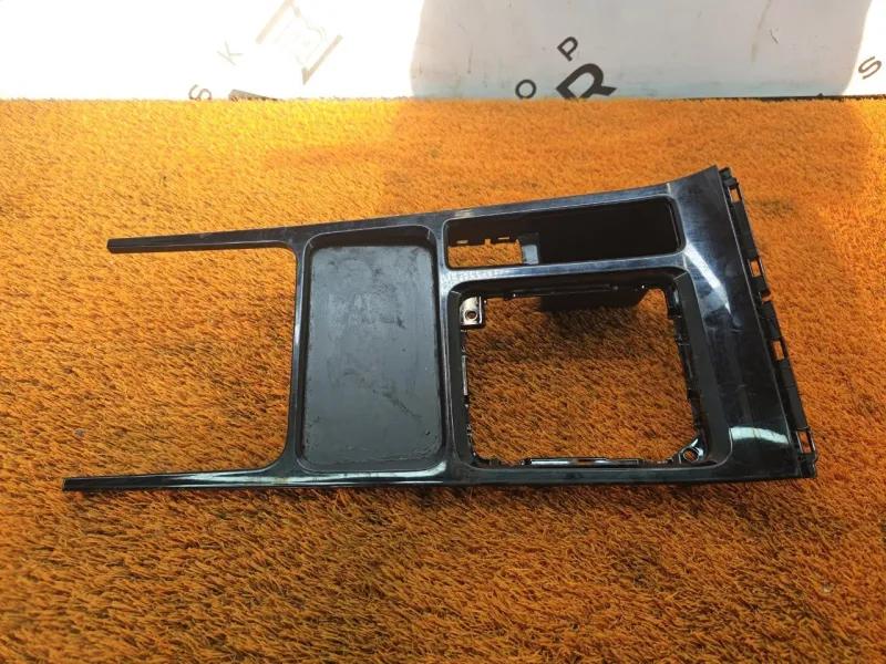 Накладка центральной консоли