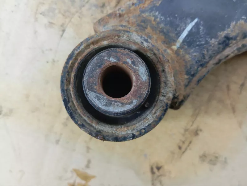 Рычаг подвески