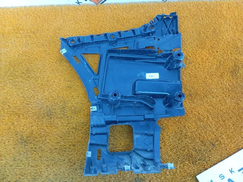 Крепление бампера