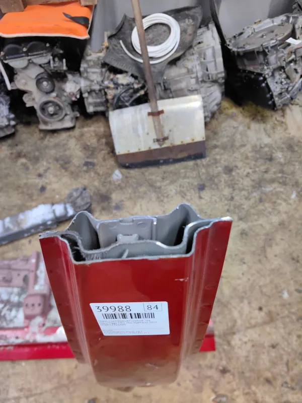 Порог с центральной стойкой