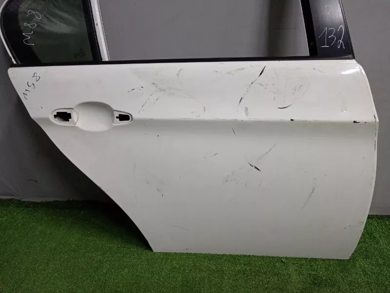 Дверь BMW 3-Series 2005 41007203648 E90, задняя правая