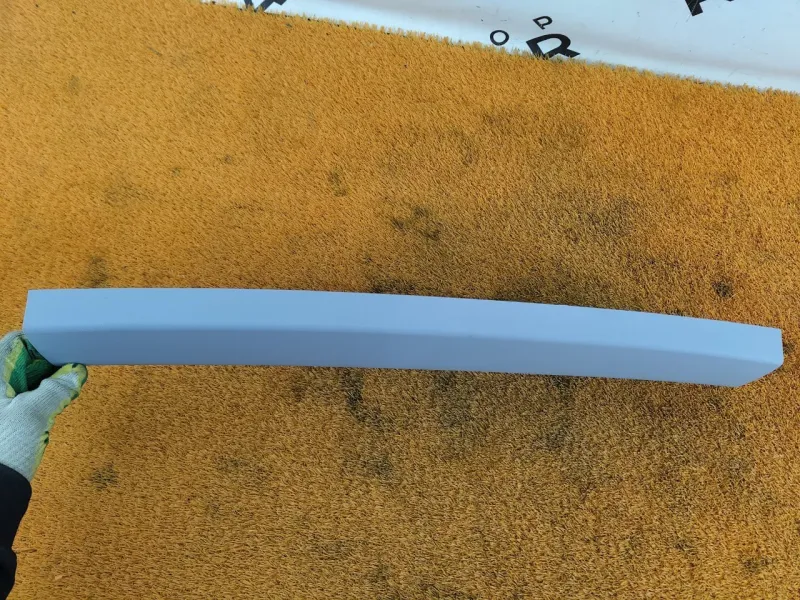 Обшивка двери багажника