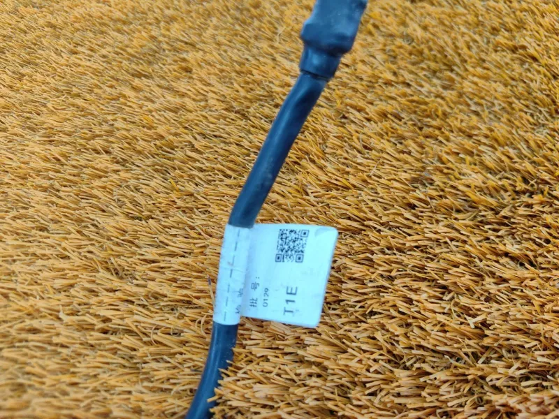 Клемма аккумулятора