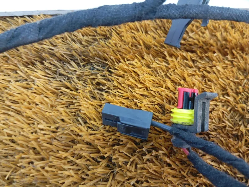 Проводка крышки багажника