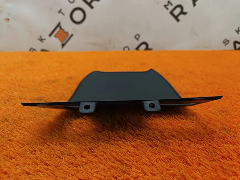 Коврик центральной консоли