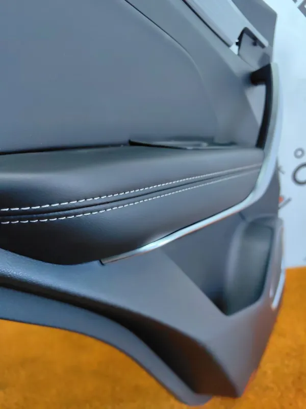 Обшивка двери