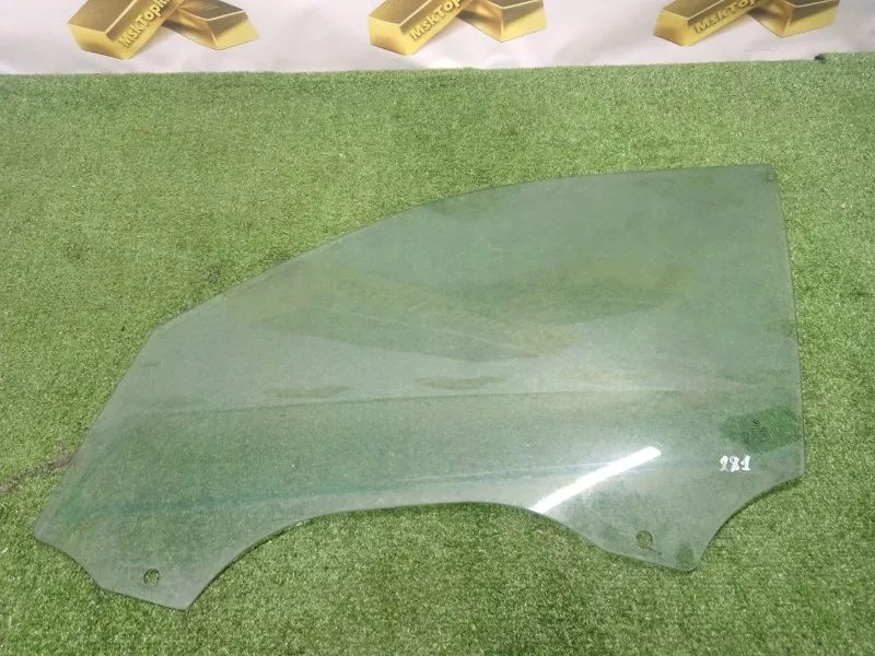 Стекло двери BMW X5 2008 51337137013 E70, переднее левое