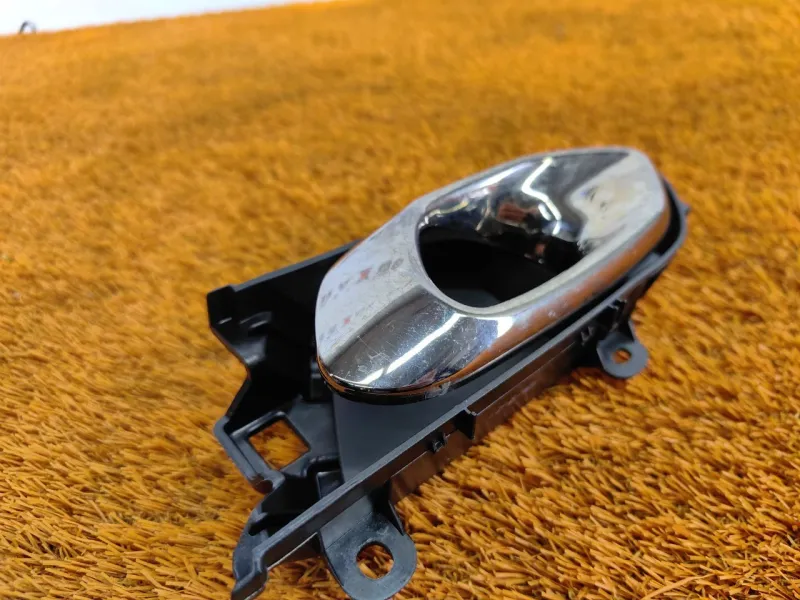 Ручка двери внутренняя