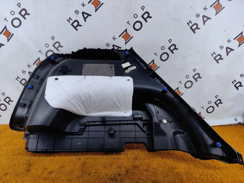 Обшивка багажника