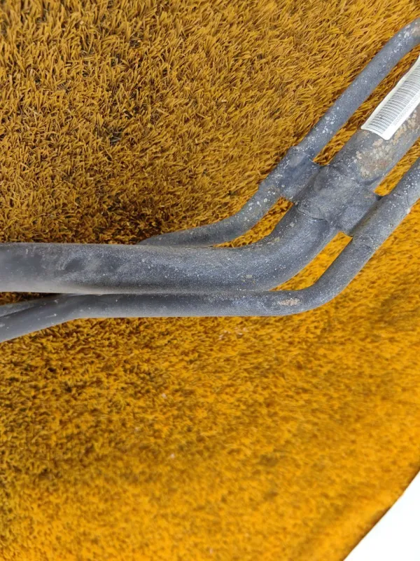 Горловина топливного бака