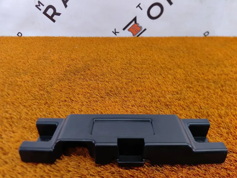 Накладка багажника