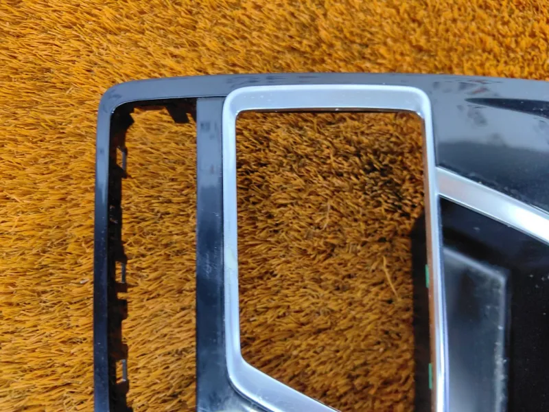 Накладка центральной консоли