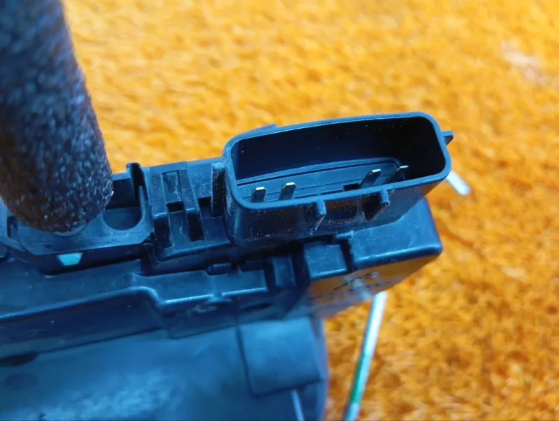 Замок двери