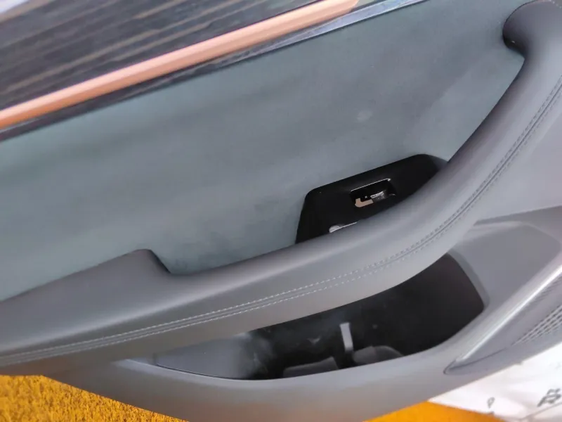 Обшивка двери