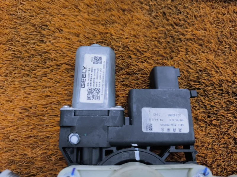 Стеклоподъемник