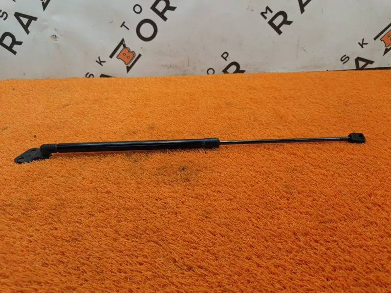 Амортизатор крышки багажника