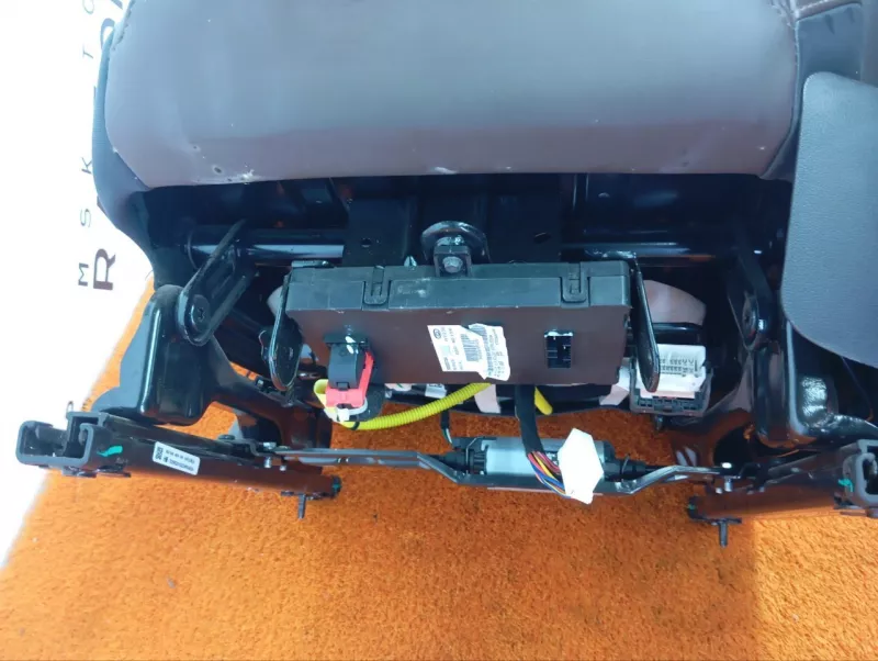 Сиденье Chery Tiggo 8 Pro 2023 402002099AAABN SQRF4J16C, переднее левое