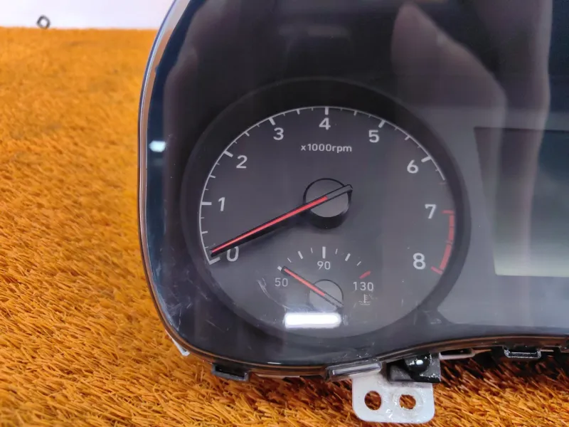 Панель приборов