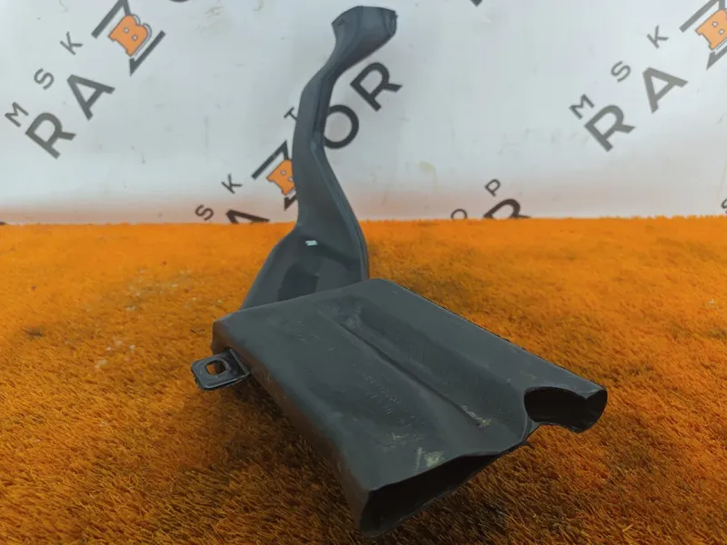 Воздуховод салона