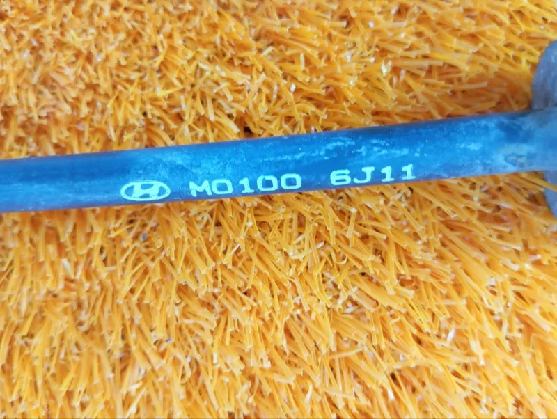 Трос стояночного тормоза