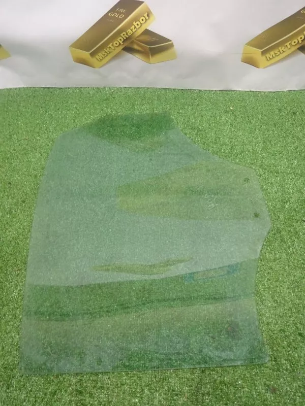 Стекло двери Audi A4 2008 8K9845206E B8, заднее правое