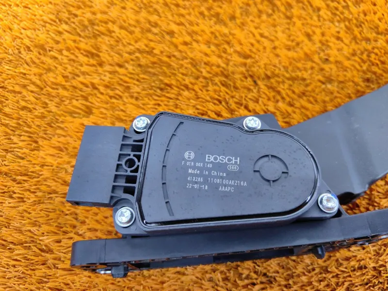 Педаль газа