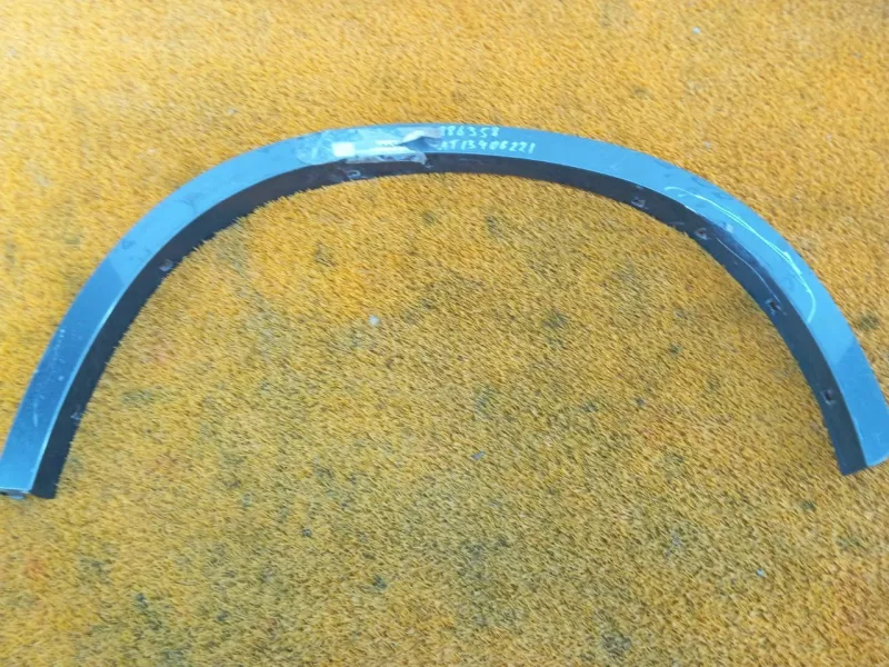 Накладка крыла