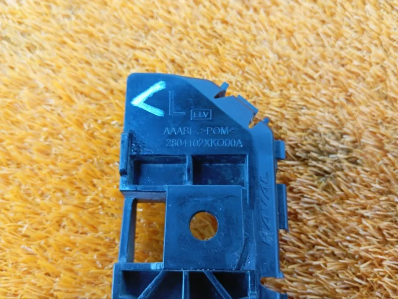 Крепление бампера