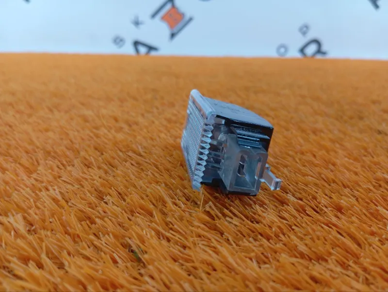 Плафон подсветки багажника