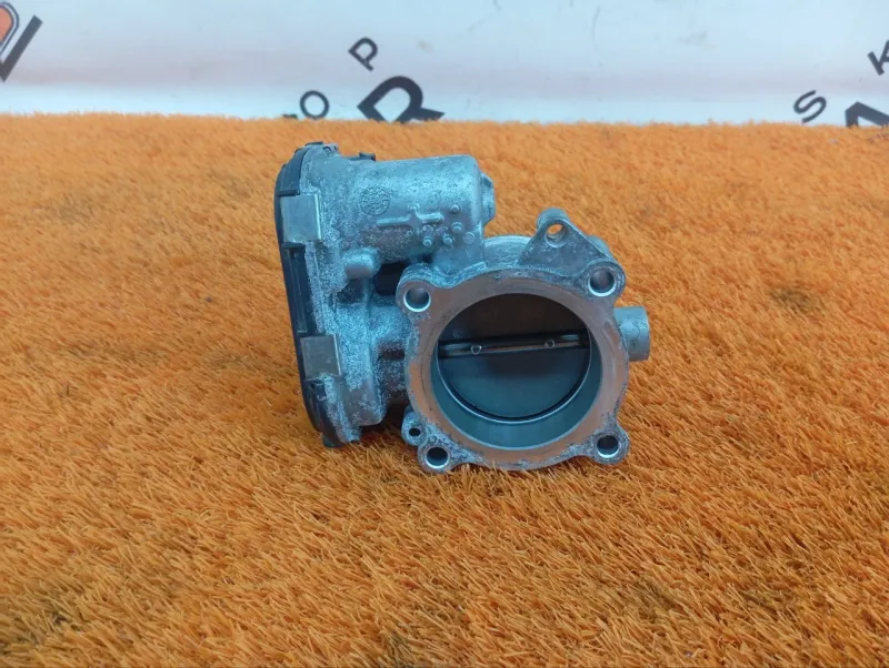 Дроссельная заслонка