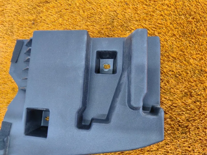 Обшивка багажника