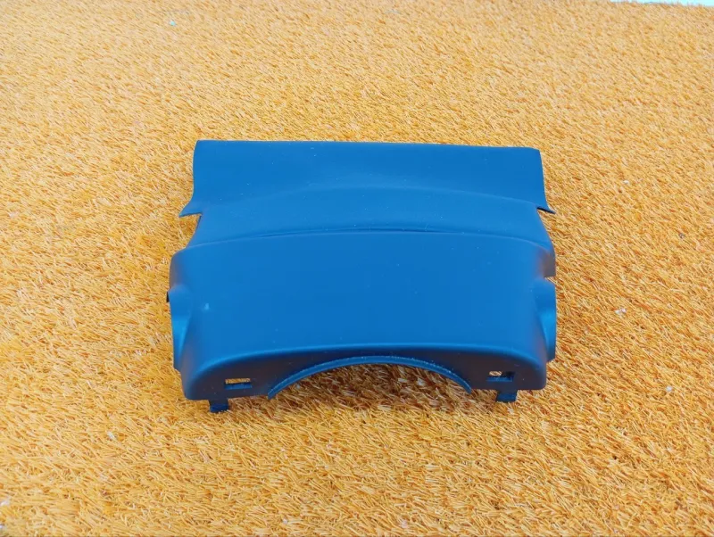 Кожух рулевой колонки