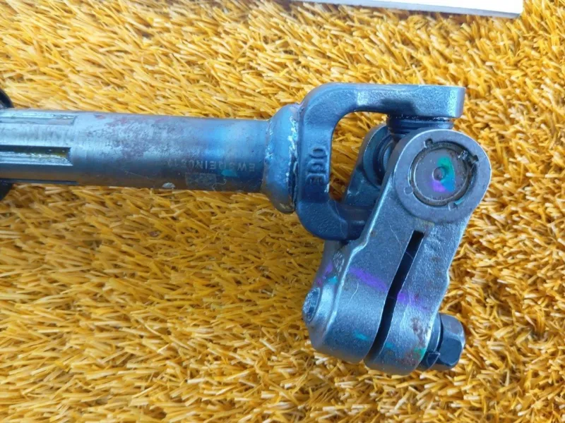 Рулевой карданчик